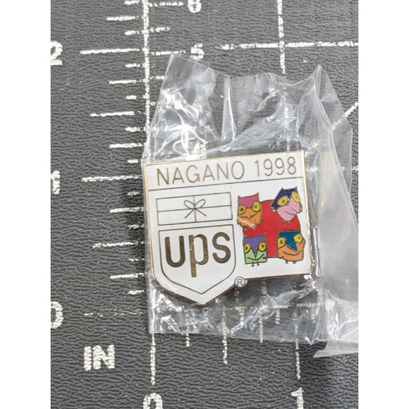 UPS United Parcel Service Logo Nagano 1998 Olympic Mascot Owls Japan Flag Pin - Picture 2 of 6